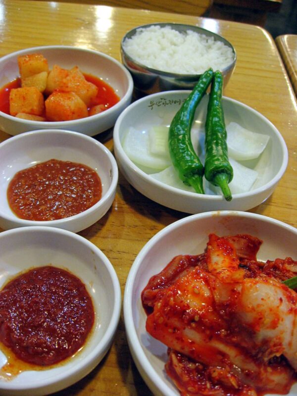 釜山アジメクッパ 車病院サゴリ店の料理