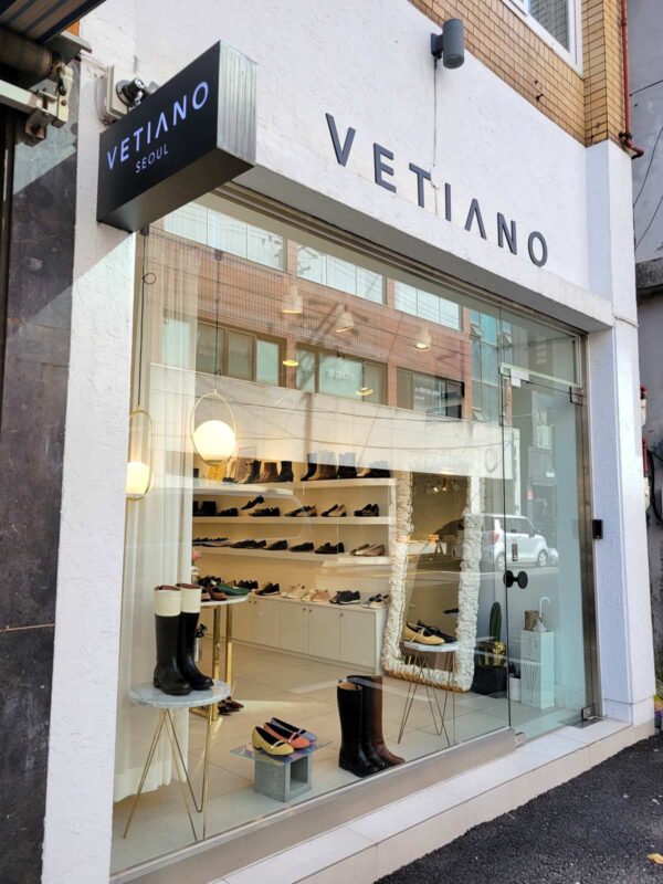聖水にある靴屋Vetianoの新店舗