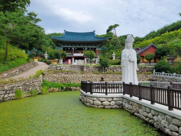 洛山寺の宝陀落と観音池