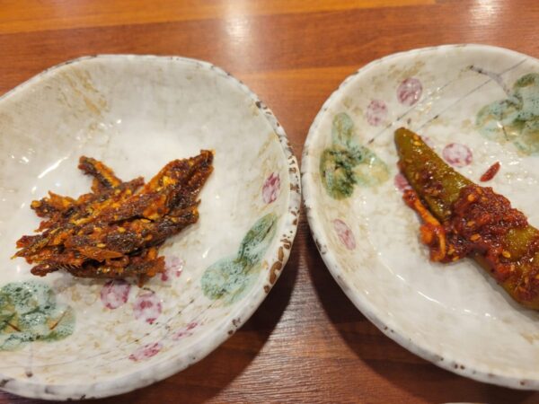 墨湖にある海鮮料理のお店「スリム」の料理