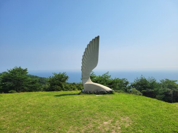 ハスラアートワールドの彫刻公園のアート作品