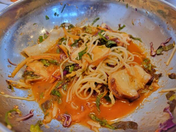 墨湖にあるタコ料理専門店「ムコムノ1936」のタコムルフェ