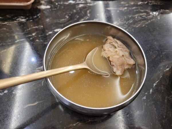 「陵洞ミナリ」の料理