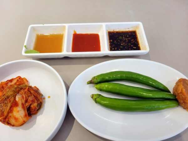 「ジョジョカルグッス」の料理