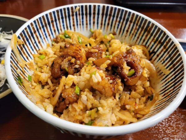 サウィ食堂の韓牛ホルモン丼