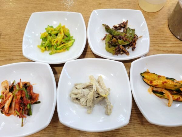 釜山の沙上にある「ヘドジアグチム」の料理