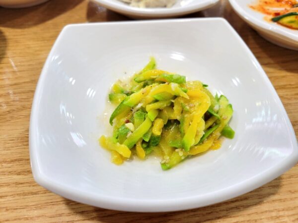 釜山の沙上にある「ヘドジアグチム」の料理