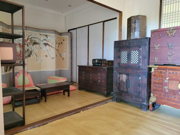 河東郡にある崔参判宅