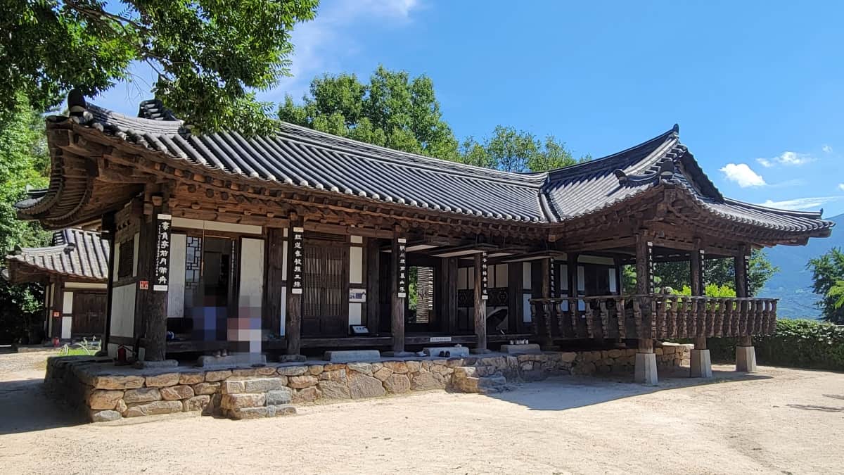 河東郡にある崔参判宅