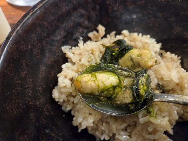 「タッサバル豆腐工房」の統営牡蠣メセンイスンドゥブ